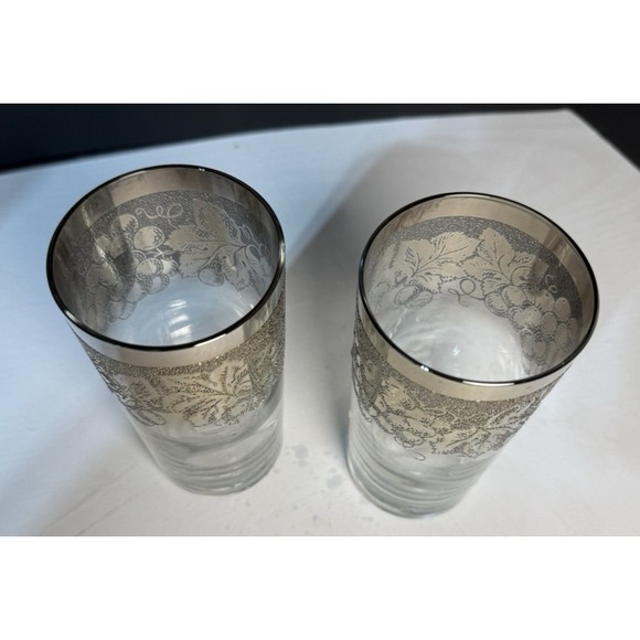 VINTAGE Dorothy Thorpe Silver Fade Grape Vine Highball Glasses Set of 2 MINT - Picture 4 of 6
